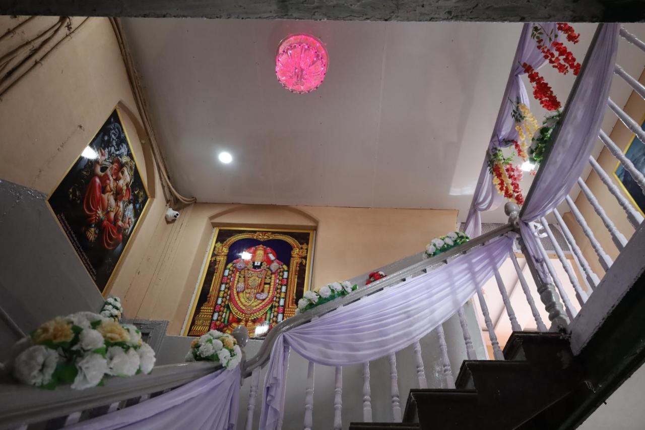 Rail Nest Hotel Kharagpur Luaran gambar