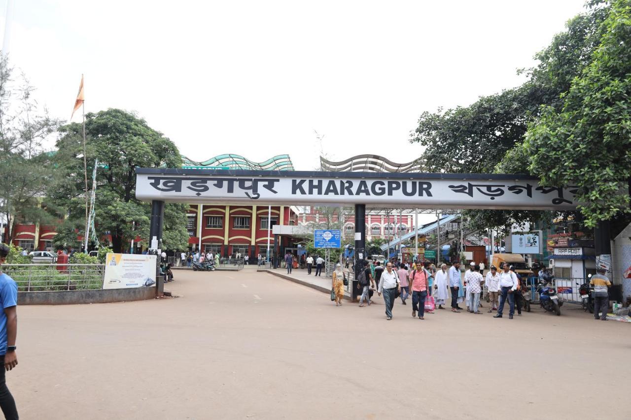 Rail Nest Hotel Kharagpur Luaran gambar