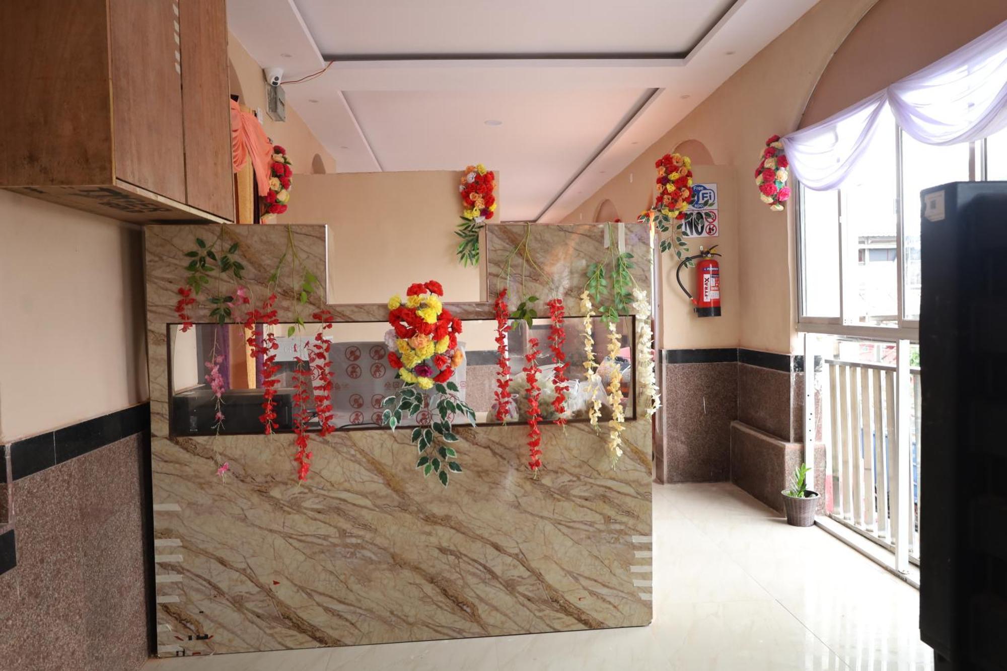 Rail Nest Hotel Kharagpur Luaran gambar