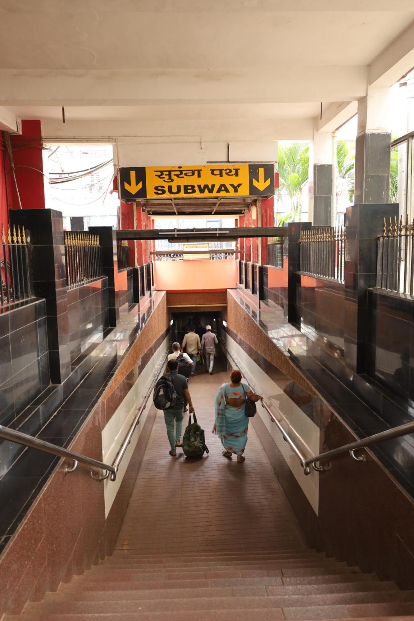 Rail Nest Hotel Kharagpur Luaran gambar